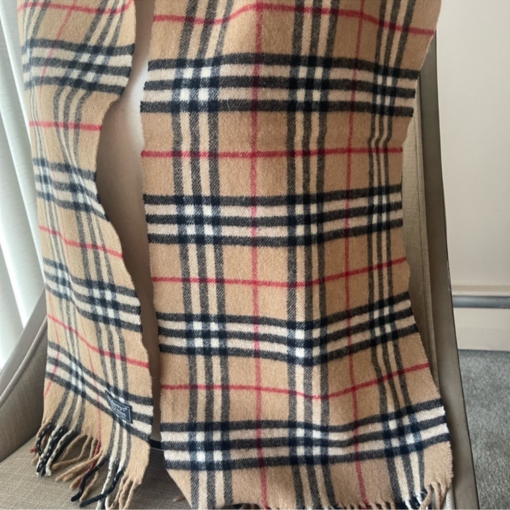 Authentic Burberrys nova check tan scarf (HK13) - Picture 3 of 8